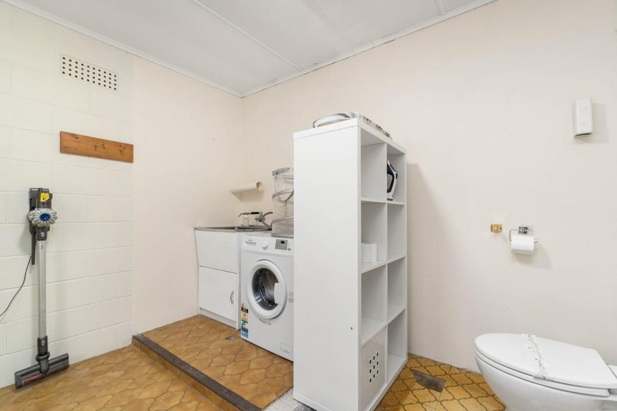 Cozy Retreat 3br In Norwood *