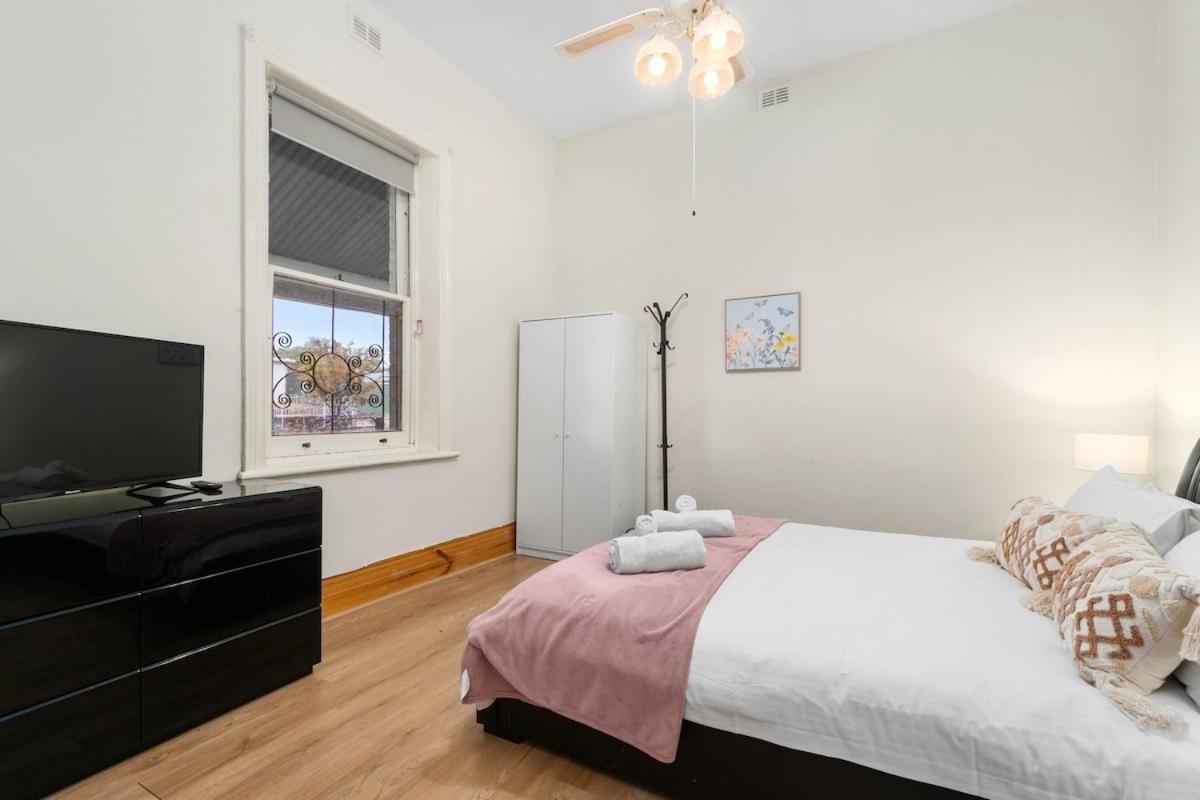 Cozy Retreat 3br In Norwood Holiday home