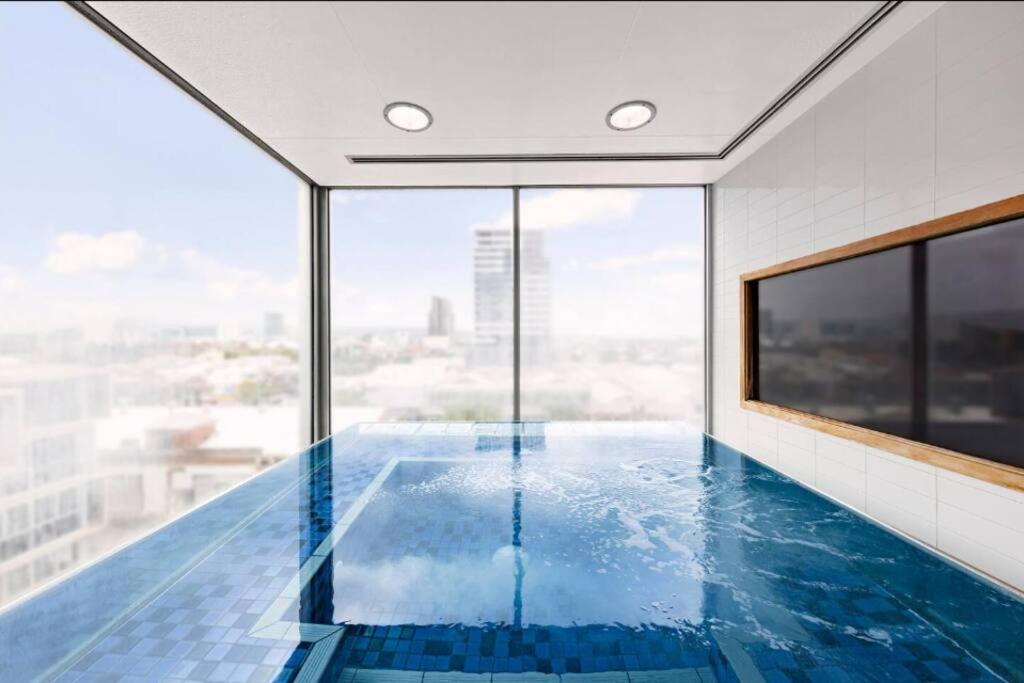 Apartment Luxury 2br In The Heart Of Cbd