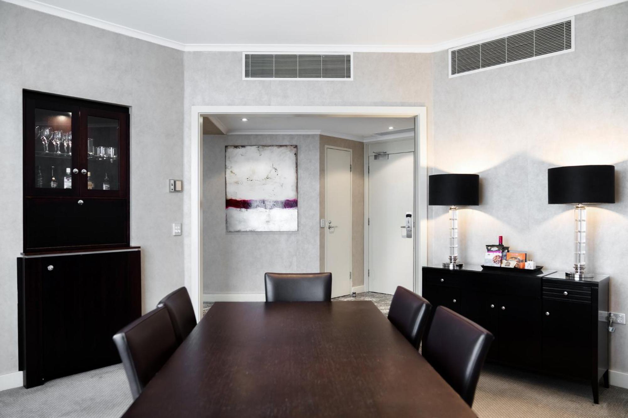 Intercontinental By Ihg Hotel
