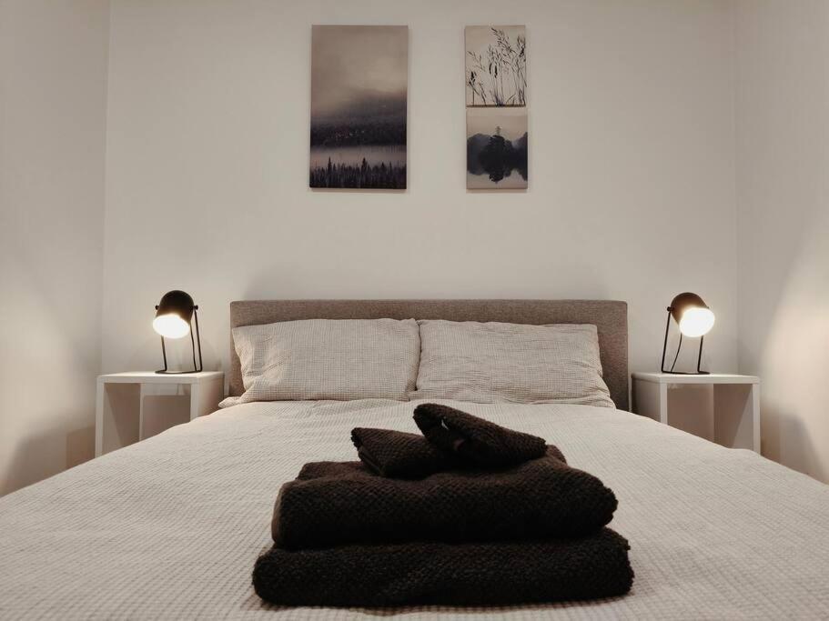 Project On York Apartment *