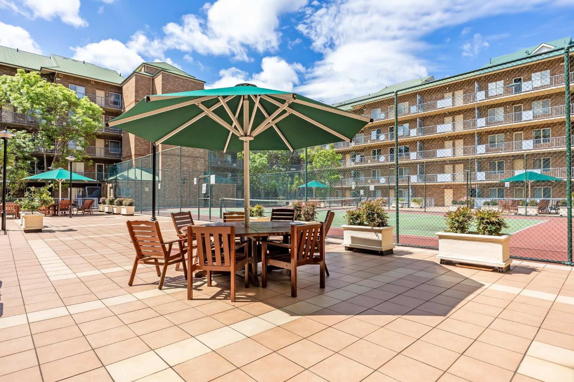 Hurtle Views Apartment
