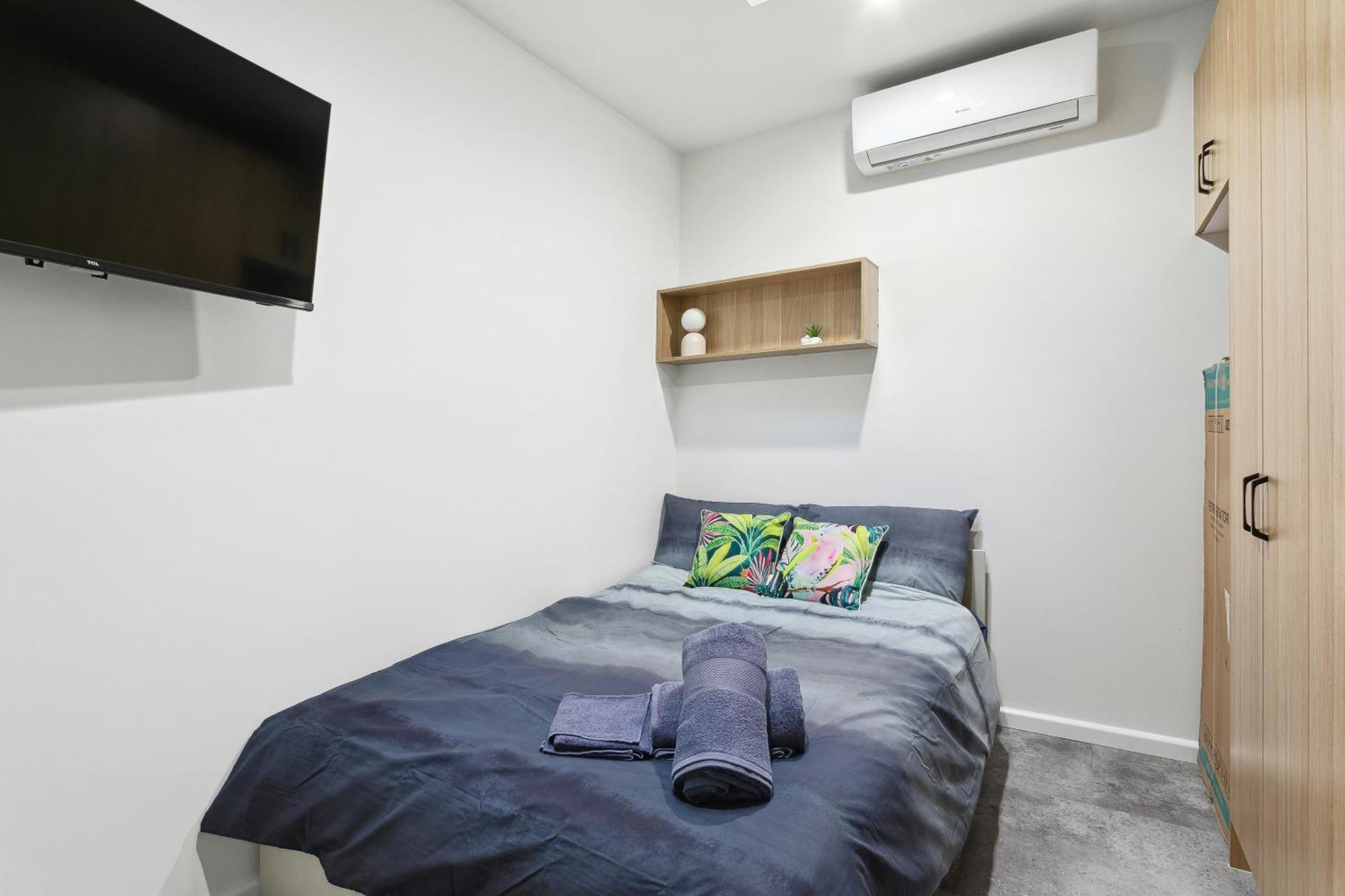 Cozy - Private In Cbd With Shared Facilities Hostel *