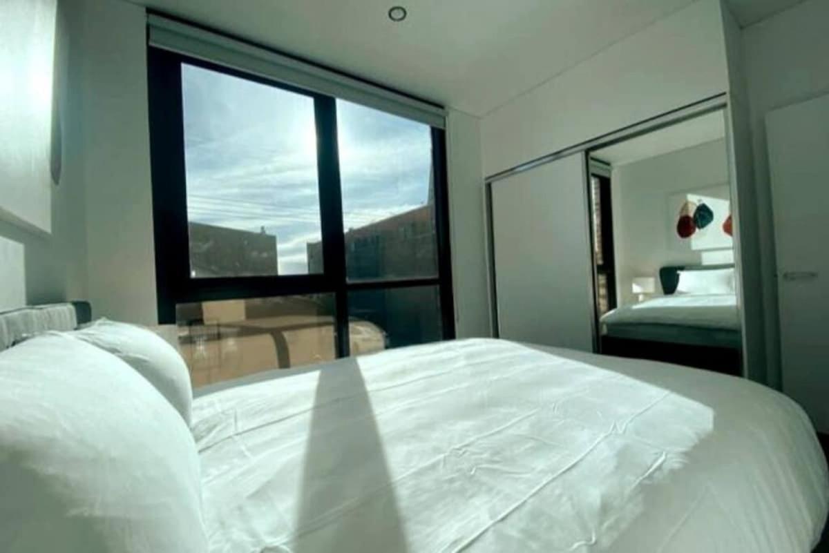 Modern 2br Cbd With Pool-gym-bbq
