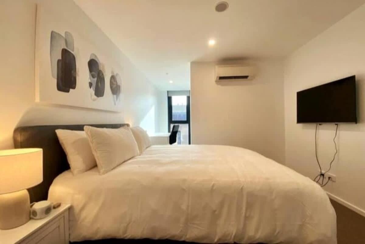 Modern 2br Cbd With Pool-gym-bbq Apartment Adelaide