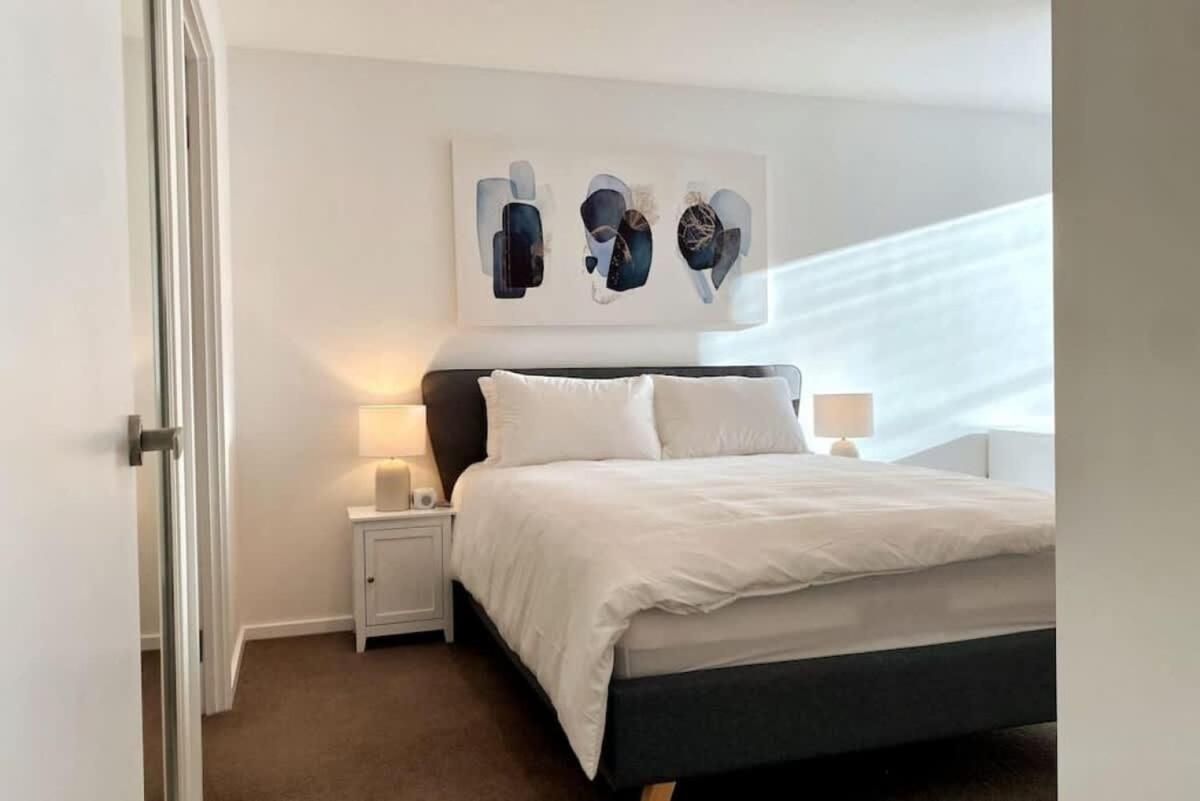 Apartment Modern 2br Cbd With Pool-gym-bbq