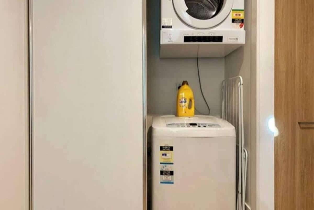 Modern 2br Cbd With Pool-gym-bbq * Adelaide
