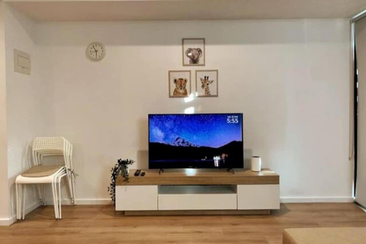 Apartment Modern 2br Cbd With Pool-gym-bbq *
