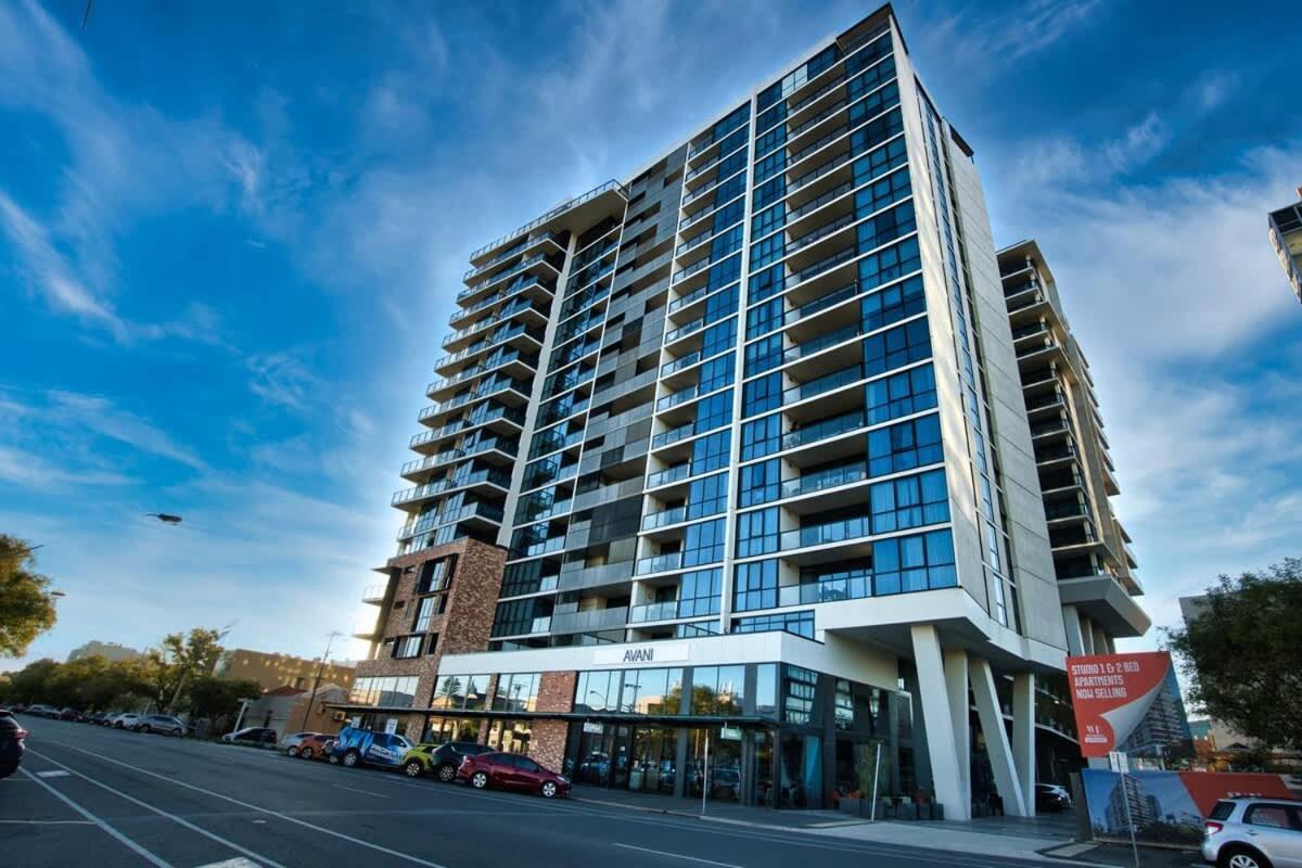 High-rise Heaven - West Franklin