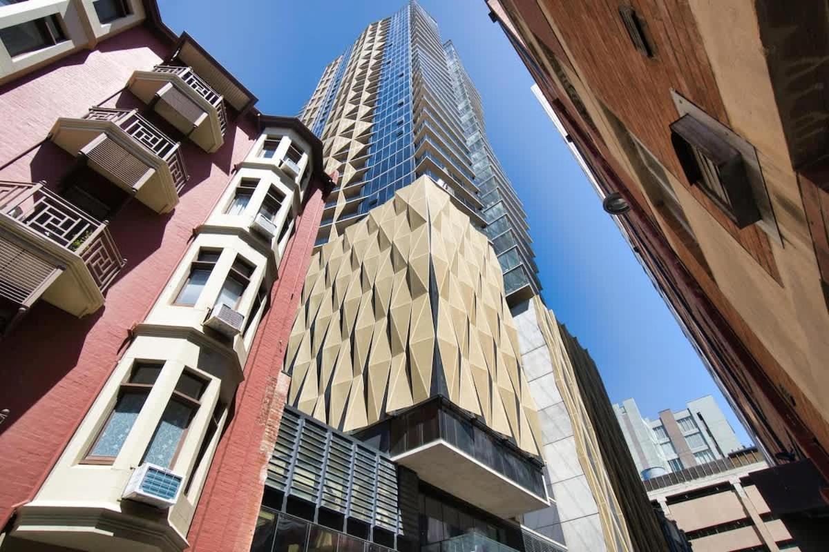 Paradise 2br In Rundle Mall Apartment