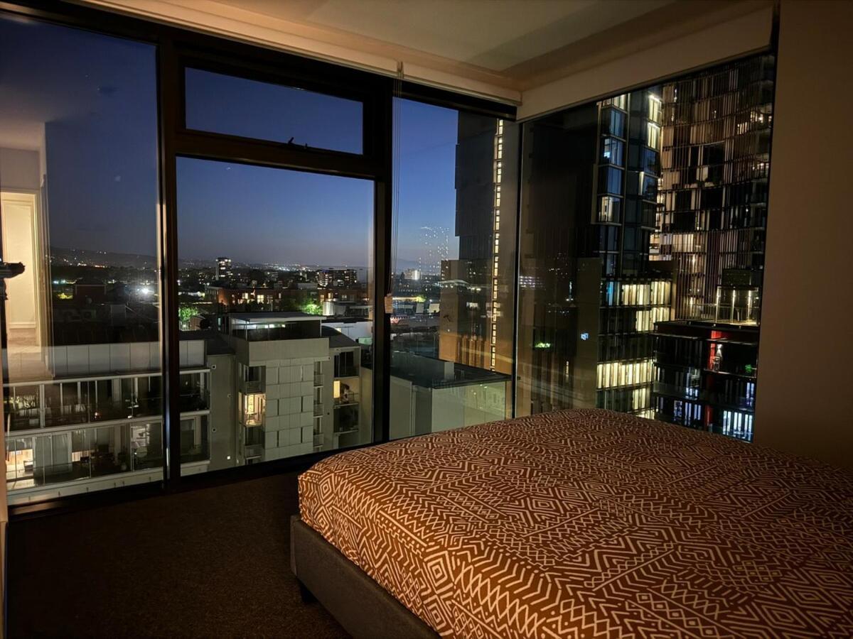 Urban Retreat In Cbd *