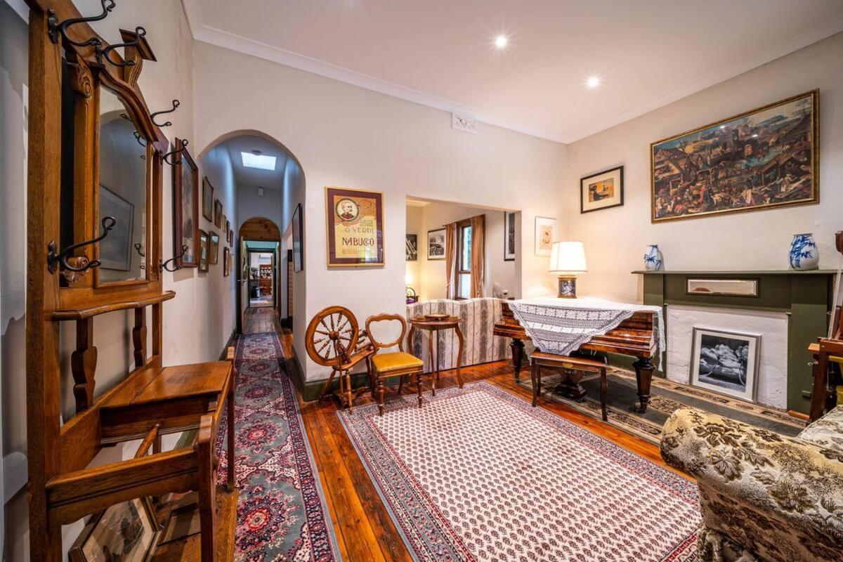 Holiday home The Spotted Cow, Fringe, Pet-friendly Adelaide