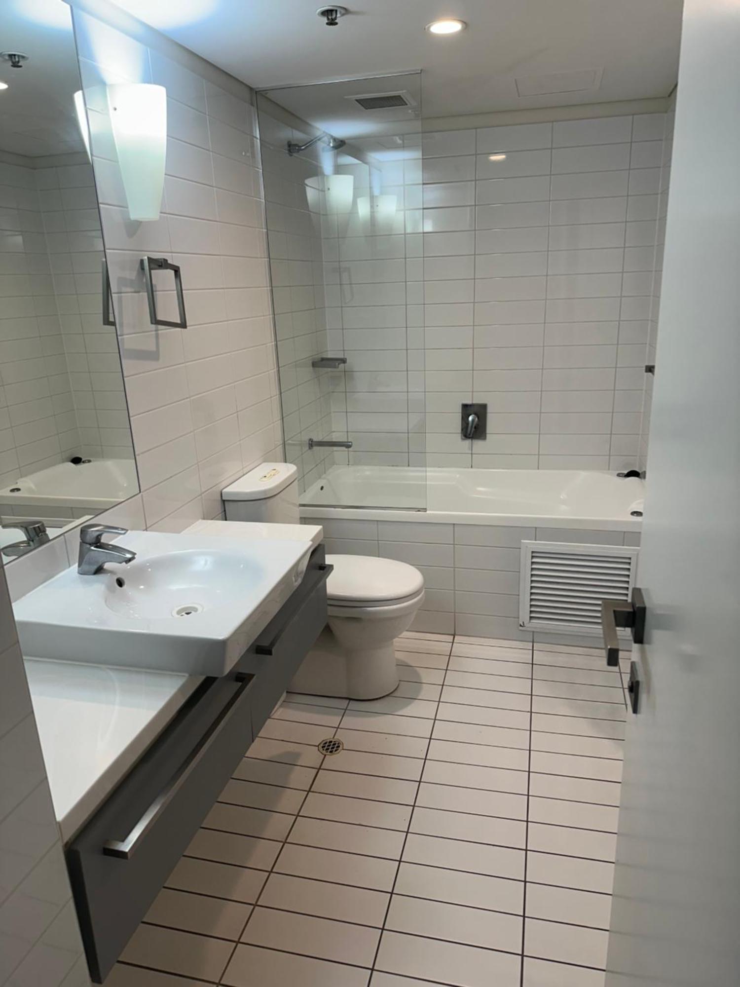 North Terrace Horizons Free Parking Hotel