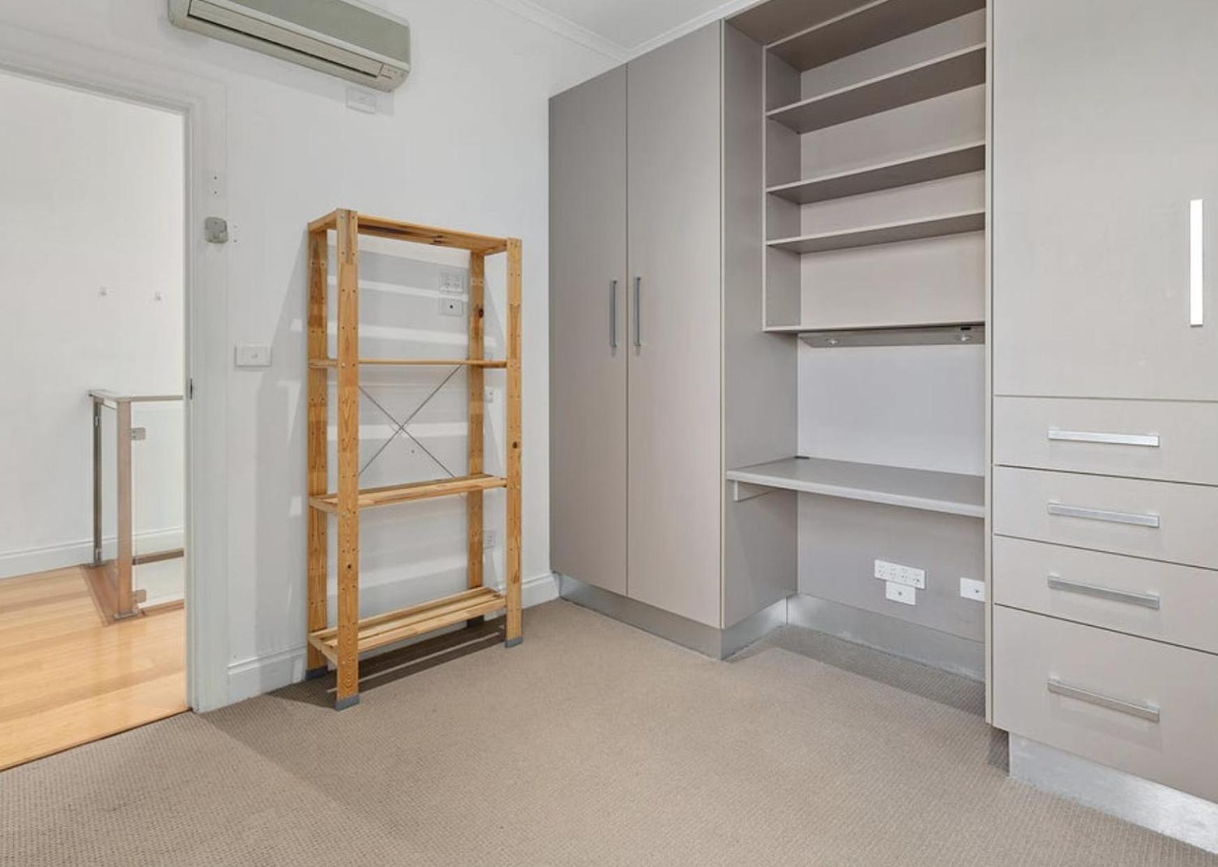 Albert's For 4 Off Hutt Street- One Queen Bed And 2 Single Beds Apartment Adelaide