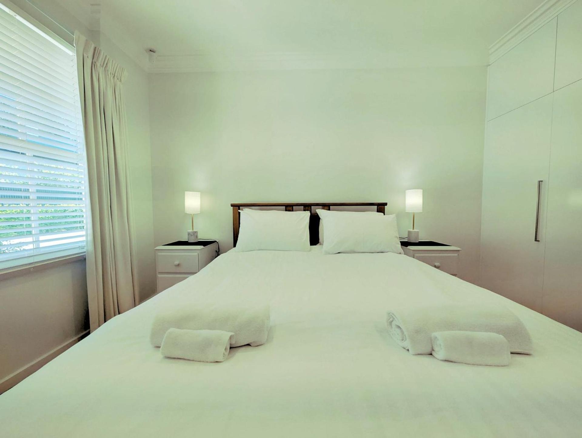 Apartment 3br Furnished Homette In Kensington Gardens