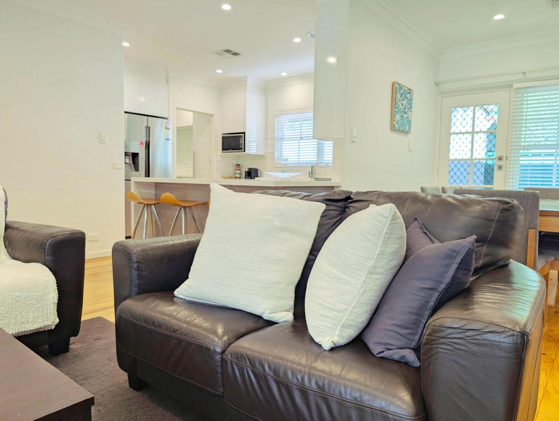 3br Furnished Homette In Kensington Gardens