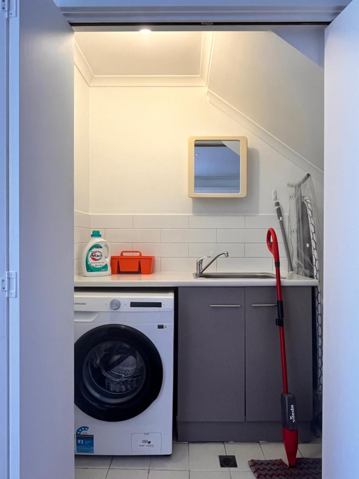 Charming Quiet In Holiday home Adelaide