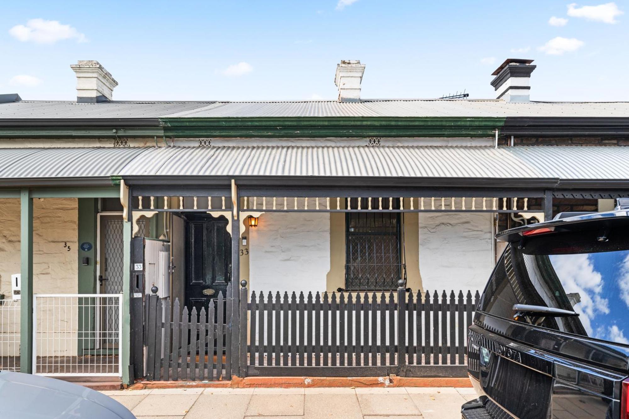 Character 1880s Renovated - Quiet Location