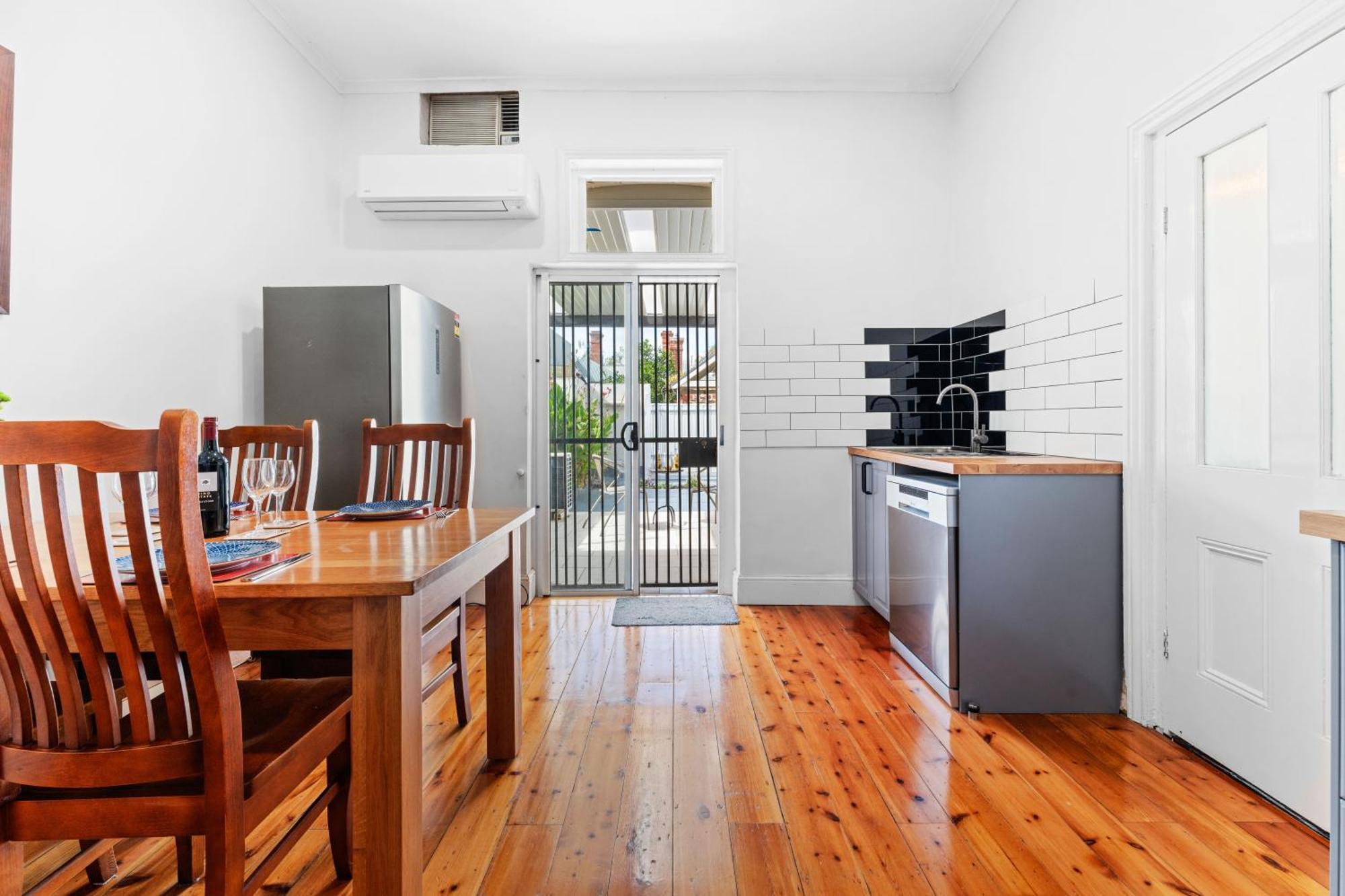 Character 1880s Renovated - Quiet Location