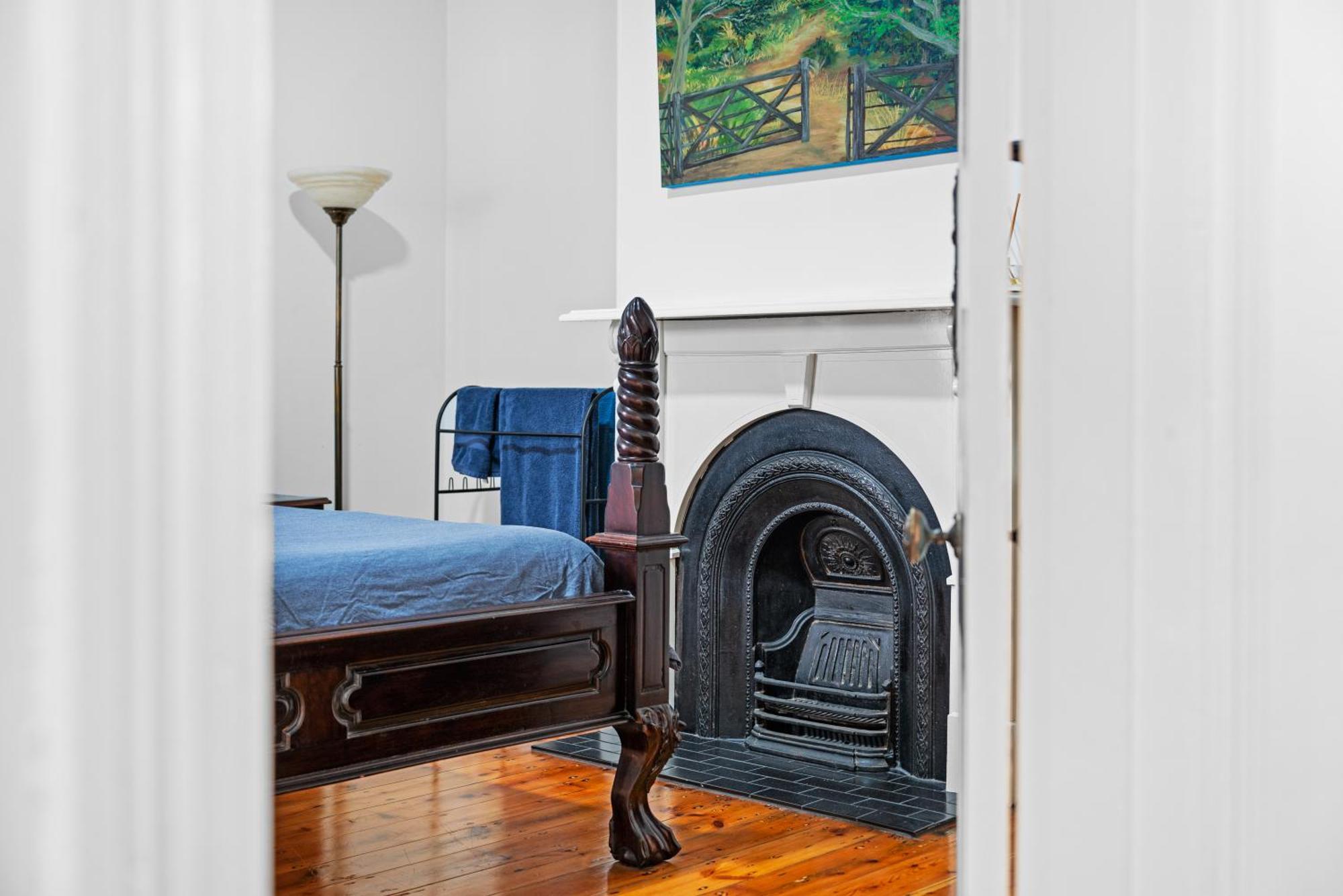Character 1880s Renovated - Quiet Location Adelaide
