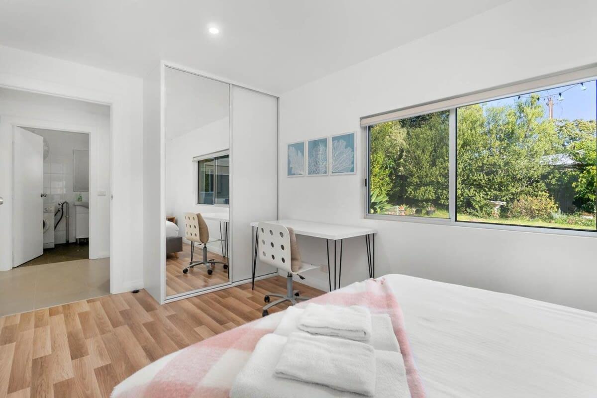 Holiday home The Spacious & Elegant Vacation Haven - Glenside Adelaide
