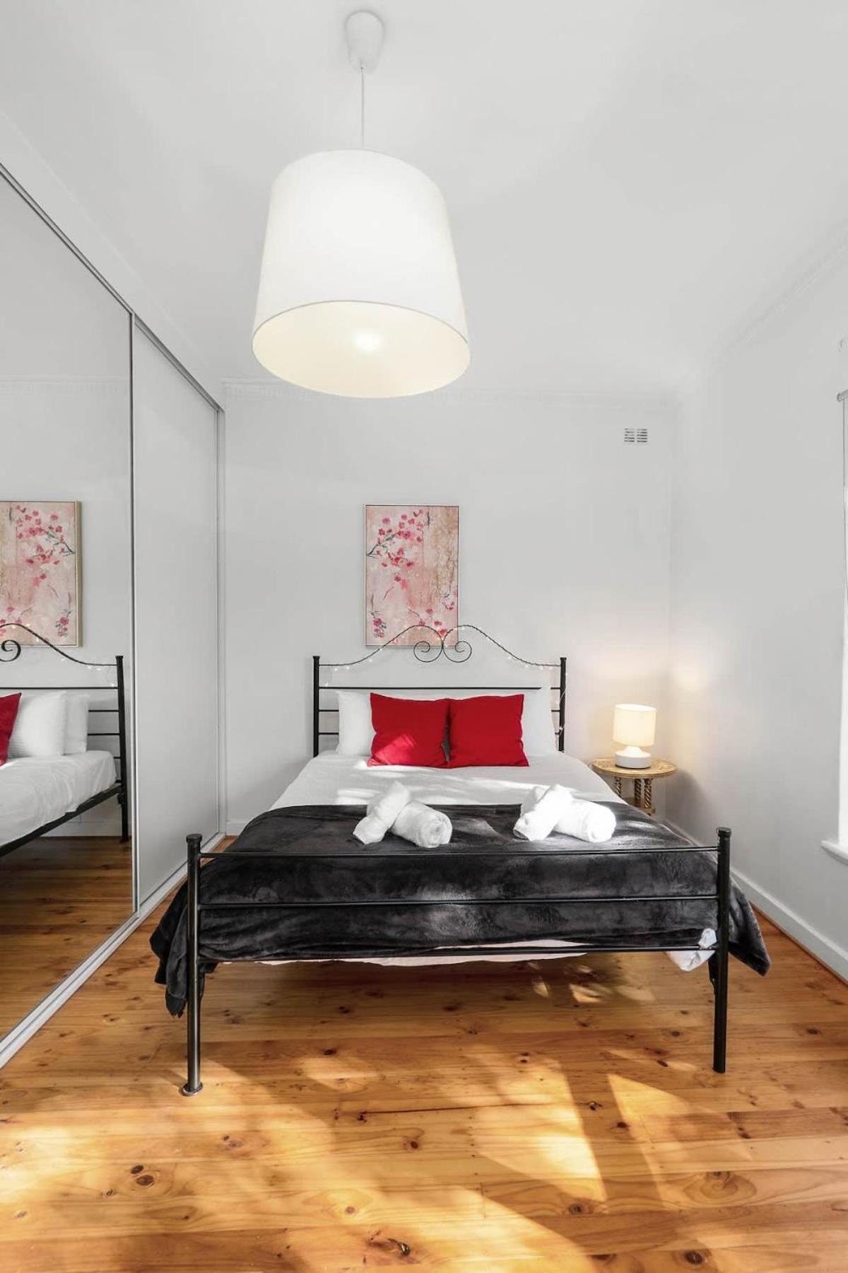 The Spacious & Elegant Vacation Haven - Glenside Holiday home *