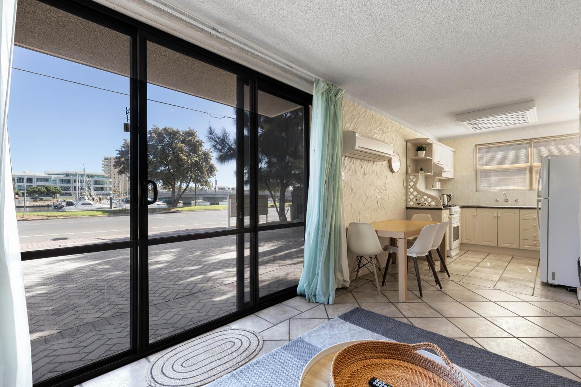 Bayswaterfront Apartment Adelaide