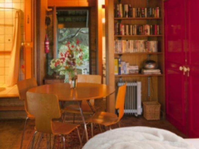 Crafers Cottages Bed & Breakfast Adelaide