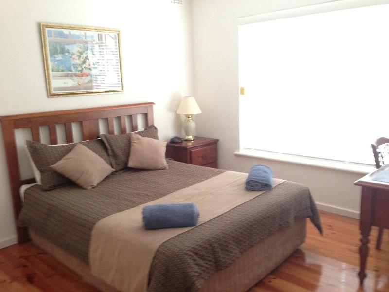 On George Aparthotel 4*
