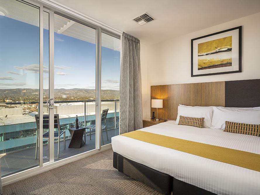 Aparthotel Quest King William South 4*