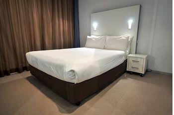 La Loft North Terrace Aparthotel