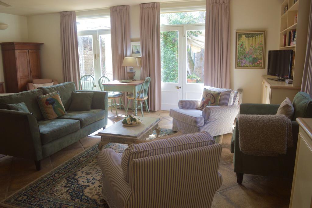 Bed & Breakfast Athelney 4*