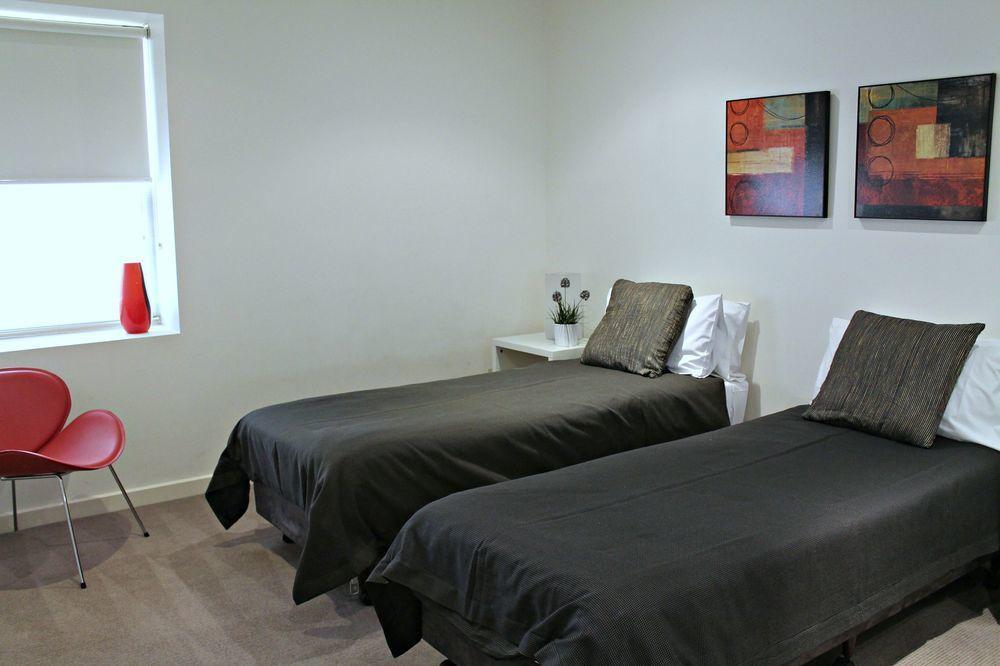 Dress Circle Apartment *