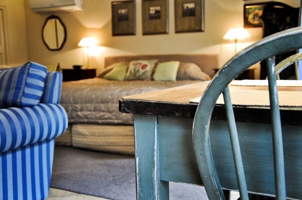Athelney 4* Adelaide