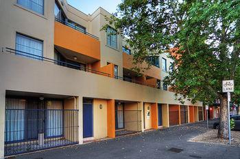 Rnr Sturt Apartment