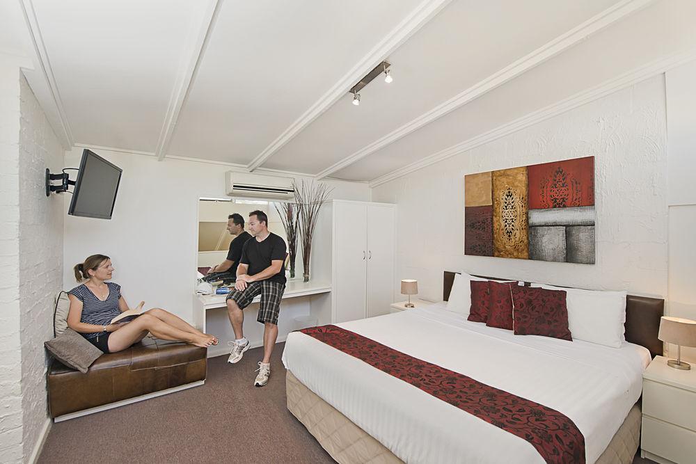 Seawall Aparthotel Adelaide