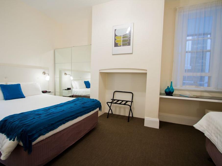 Seawall 4* Adelaide