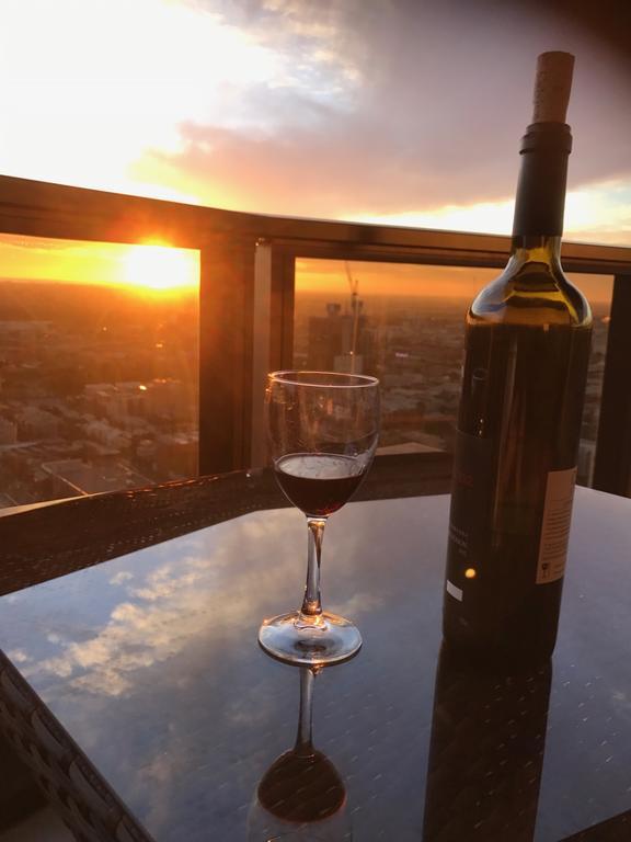 Vue Penthouse On King William Apartment
