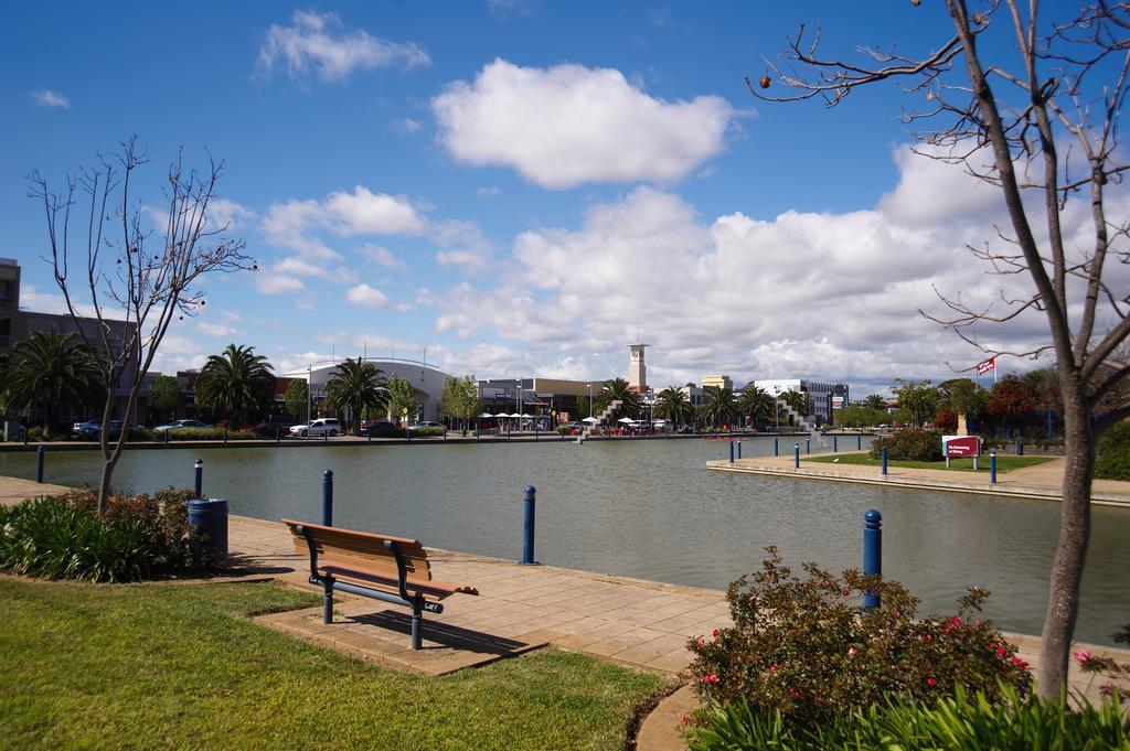 Quest Mawson Lakes Aparthotel