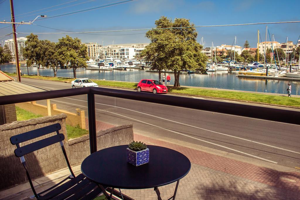 Bayswaterfront Apartment *