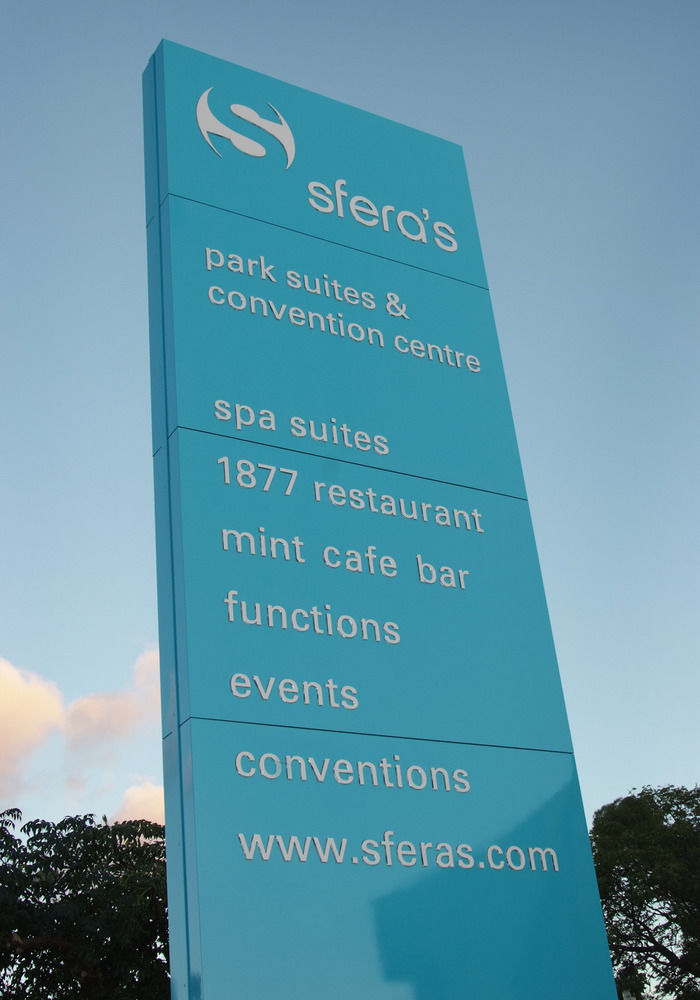Sfera's Park & Convention Centre 4*