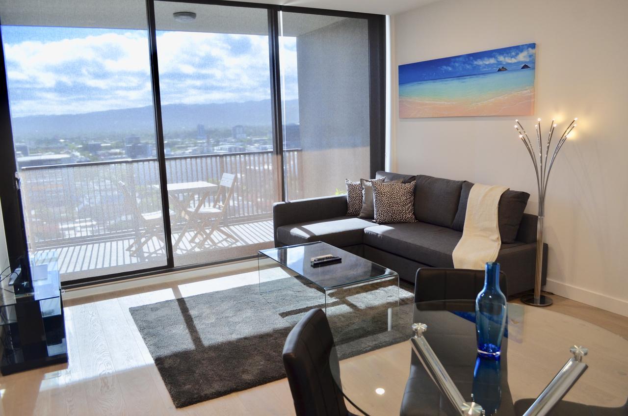 Whitmore Sq Apartment