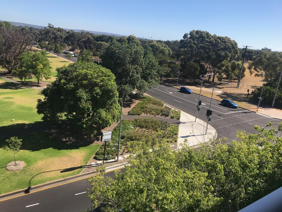 Fringe Boutique Parkland 2 Bdr Apartment Adelaide