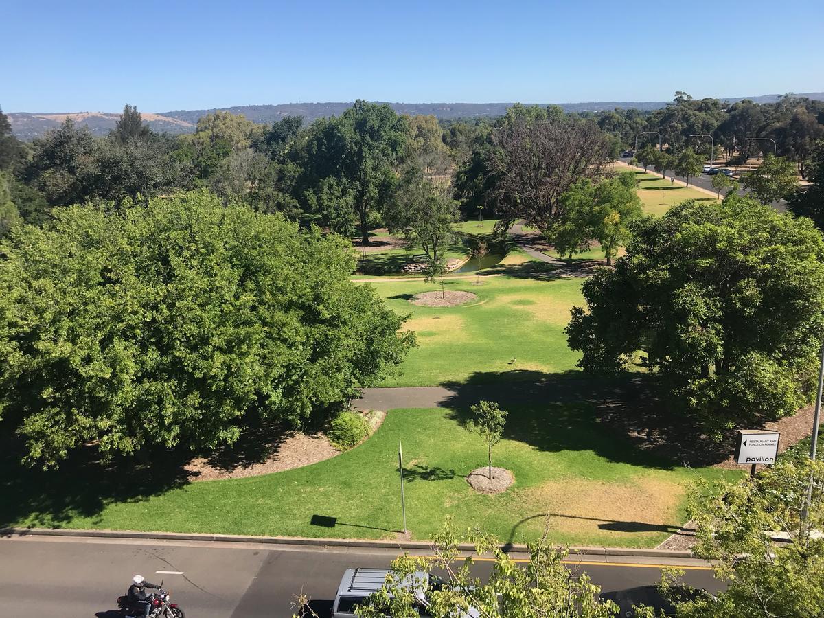 Fringe Boutique Parkland 2 Bdr Adelaide