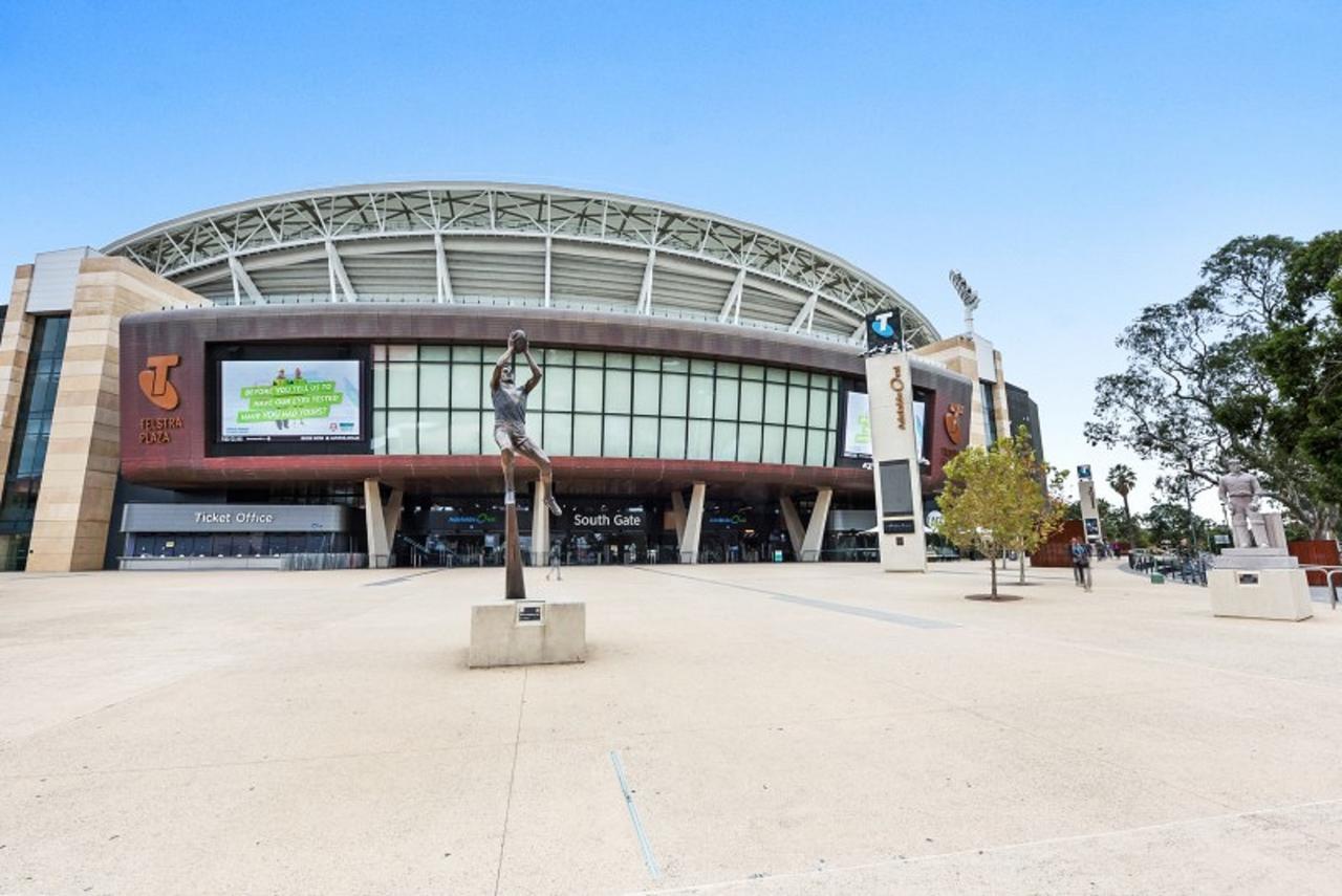 Style Accommodation-close To City-north Adelaide-3 Bdrm- Free Parking * Adelaide