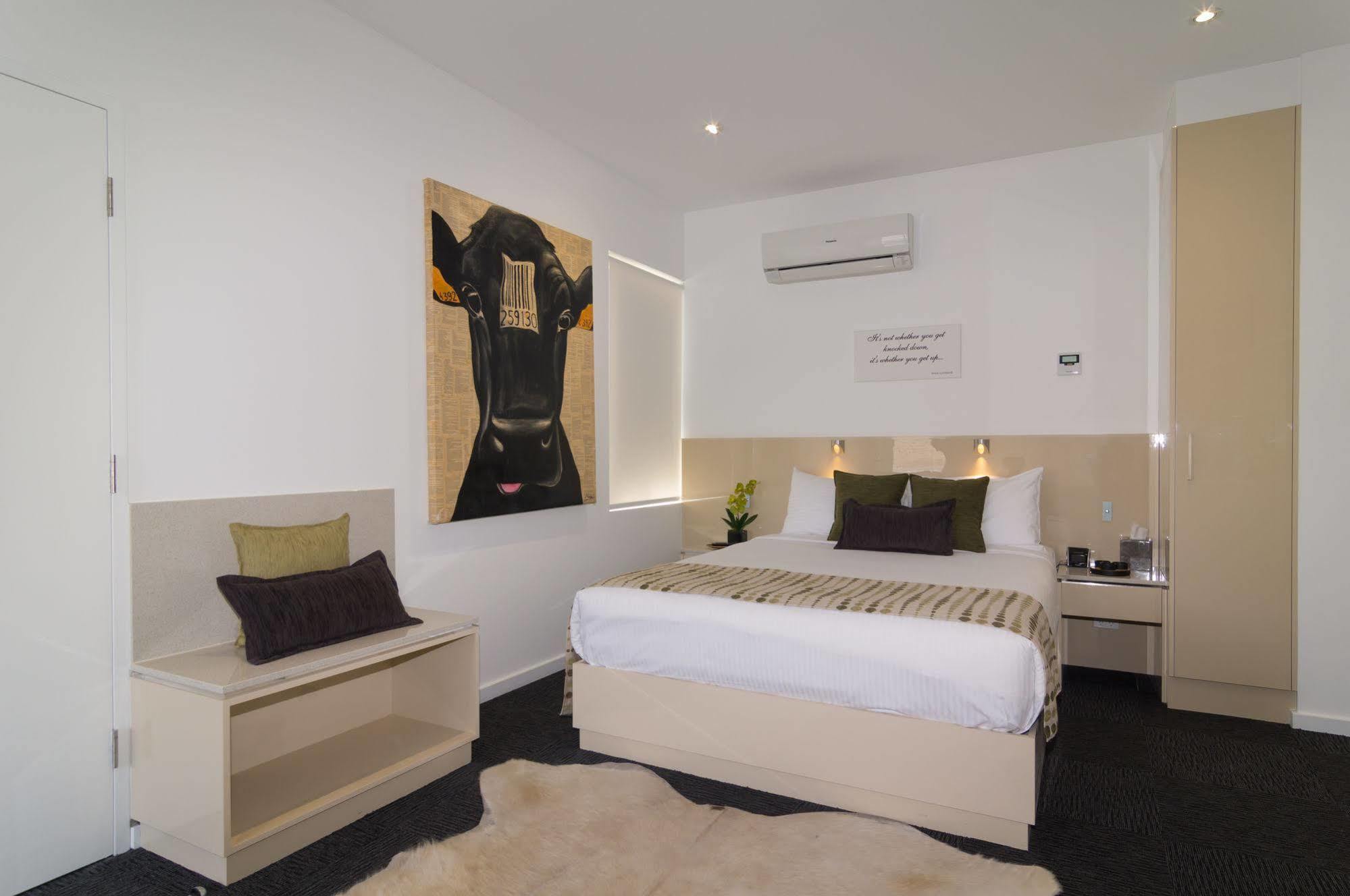 North Boutique 4*