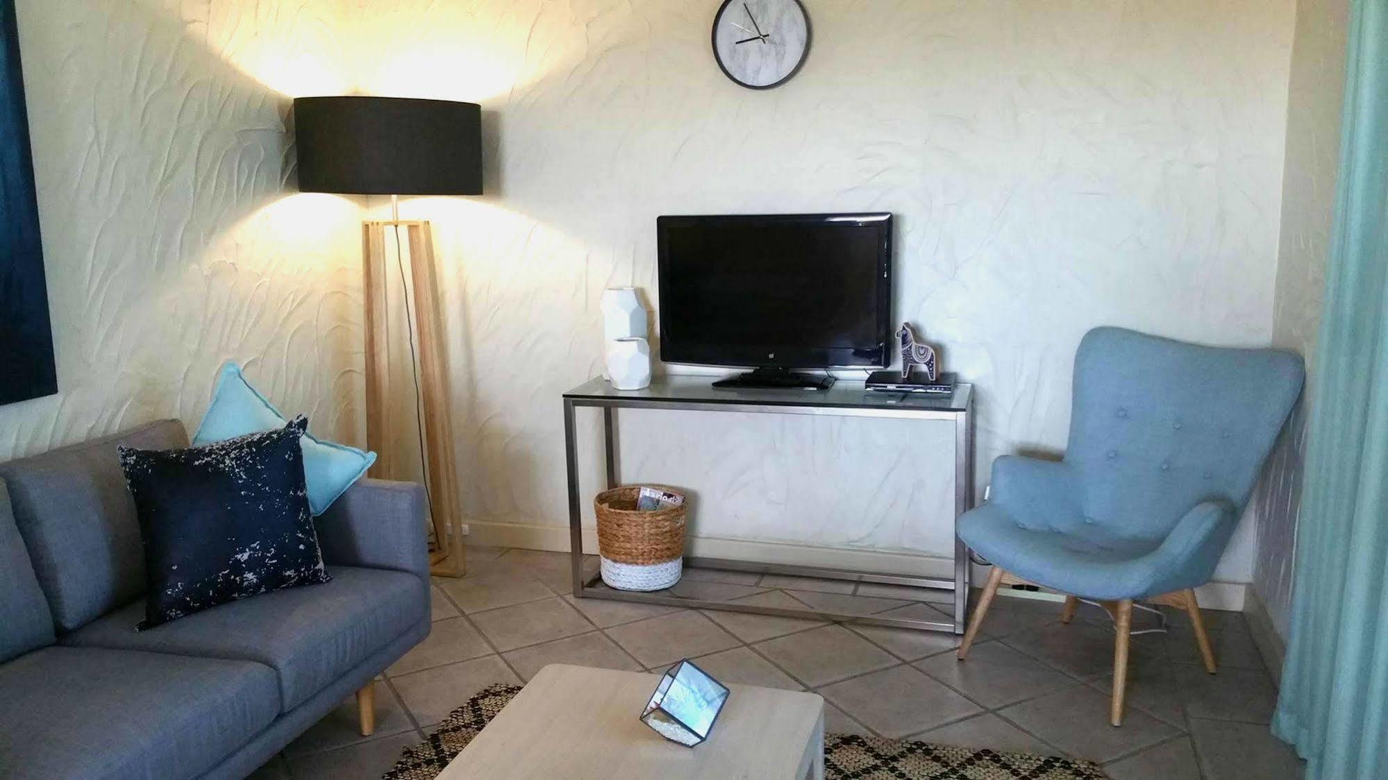 Bayswaterfront Apartment *