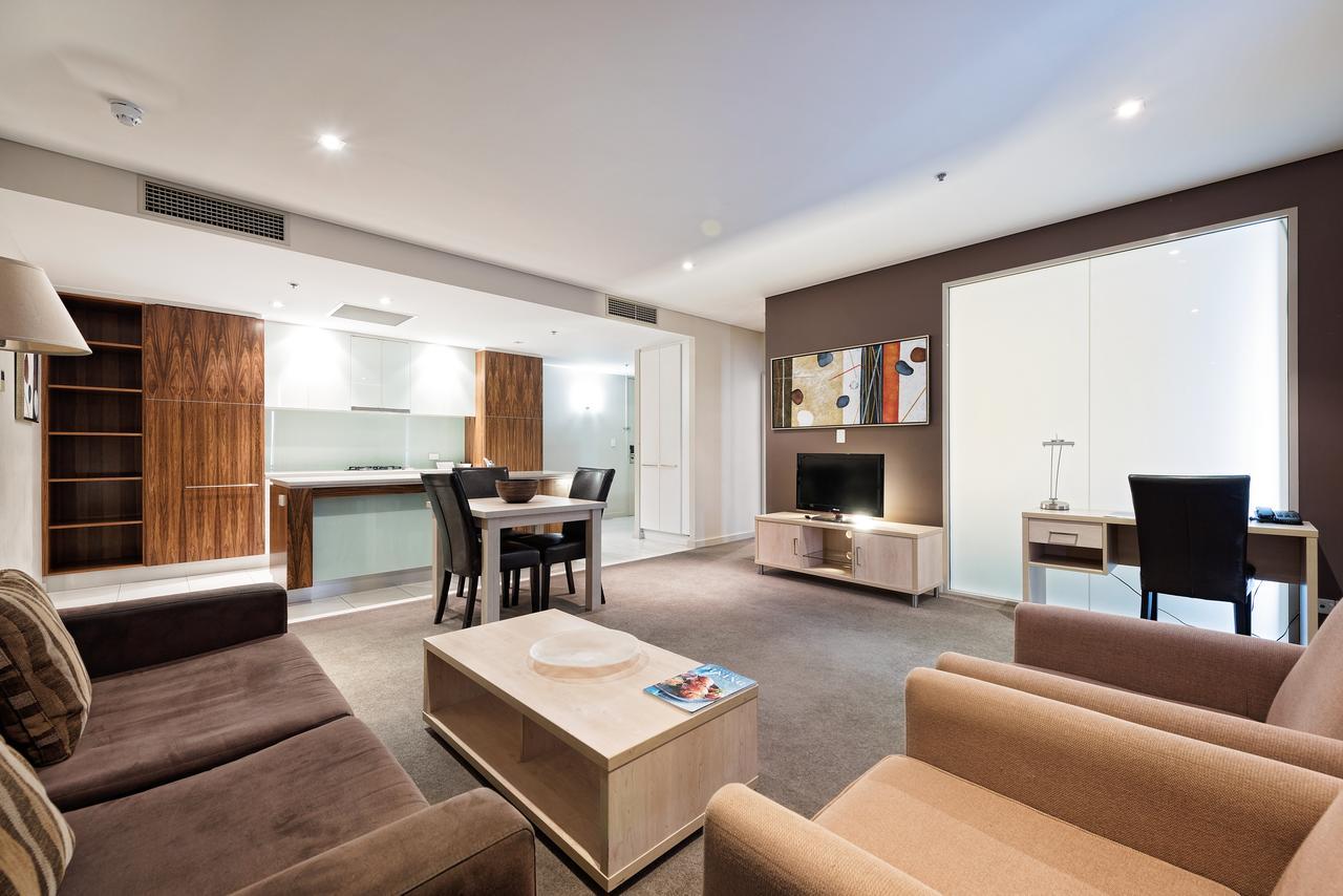 Embassy 2br Free Parking Apartment *