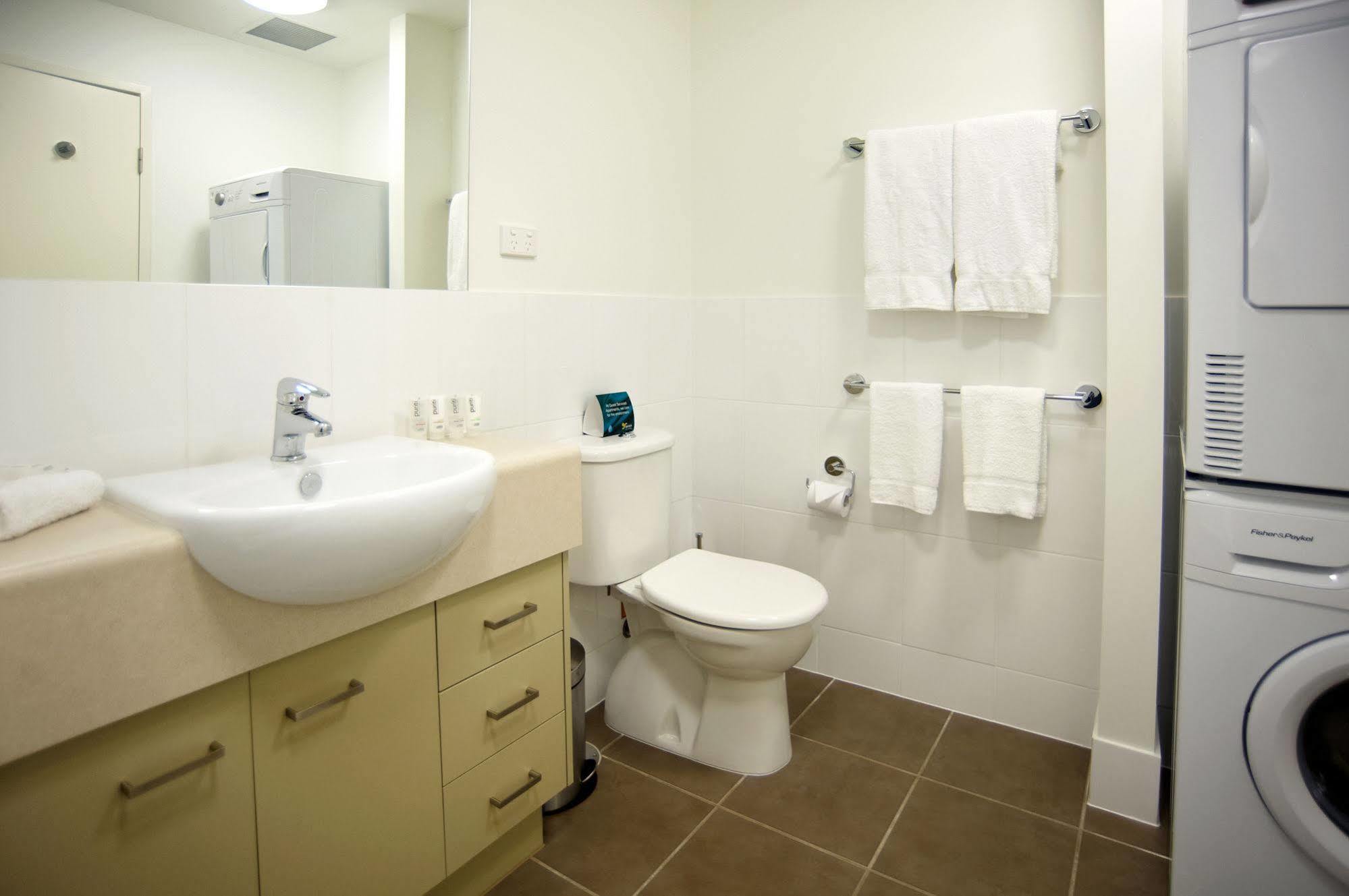 Quest Mawson Lakes