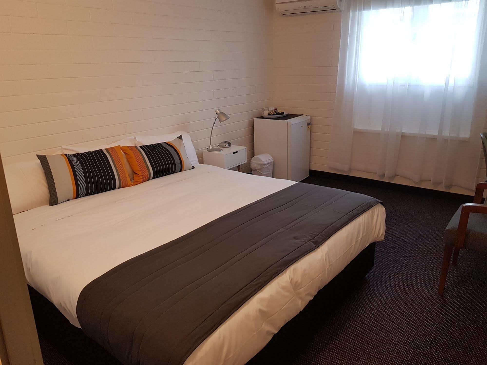 Morphett Arms Hotel Adelaide